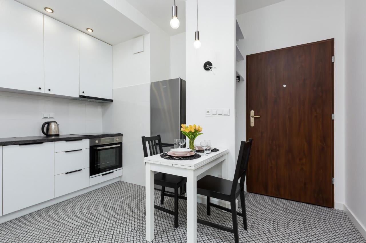 Metro Bielany Apartments By Noclegi Renters Warszawa Eksteriør bilde